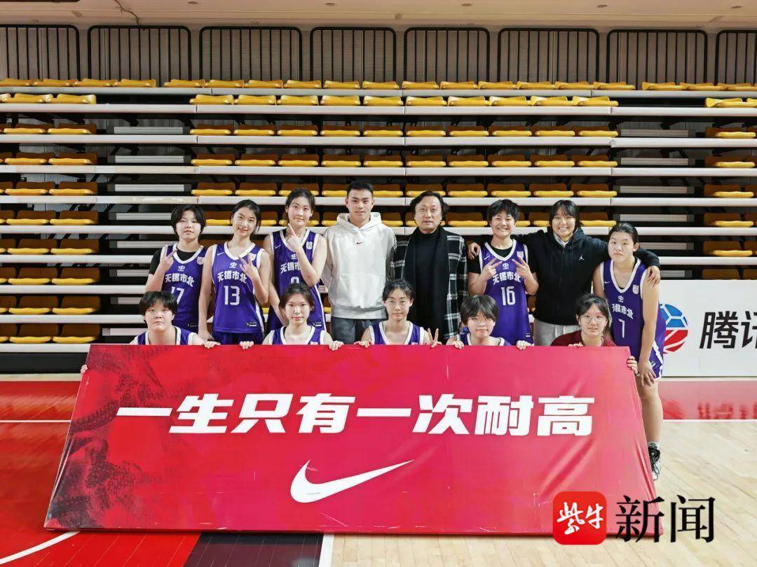 
                        4:3图片