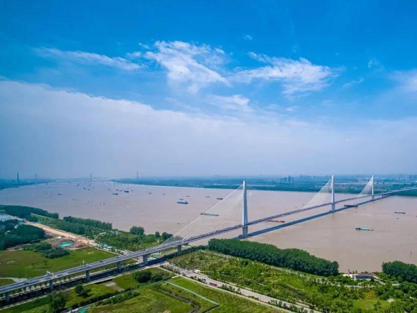 
                        4:3图片