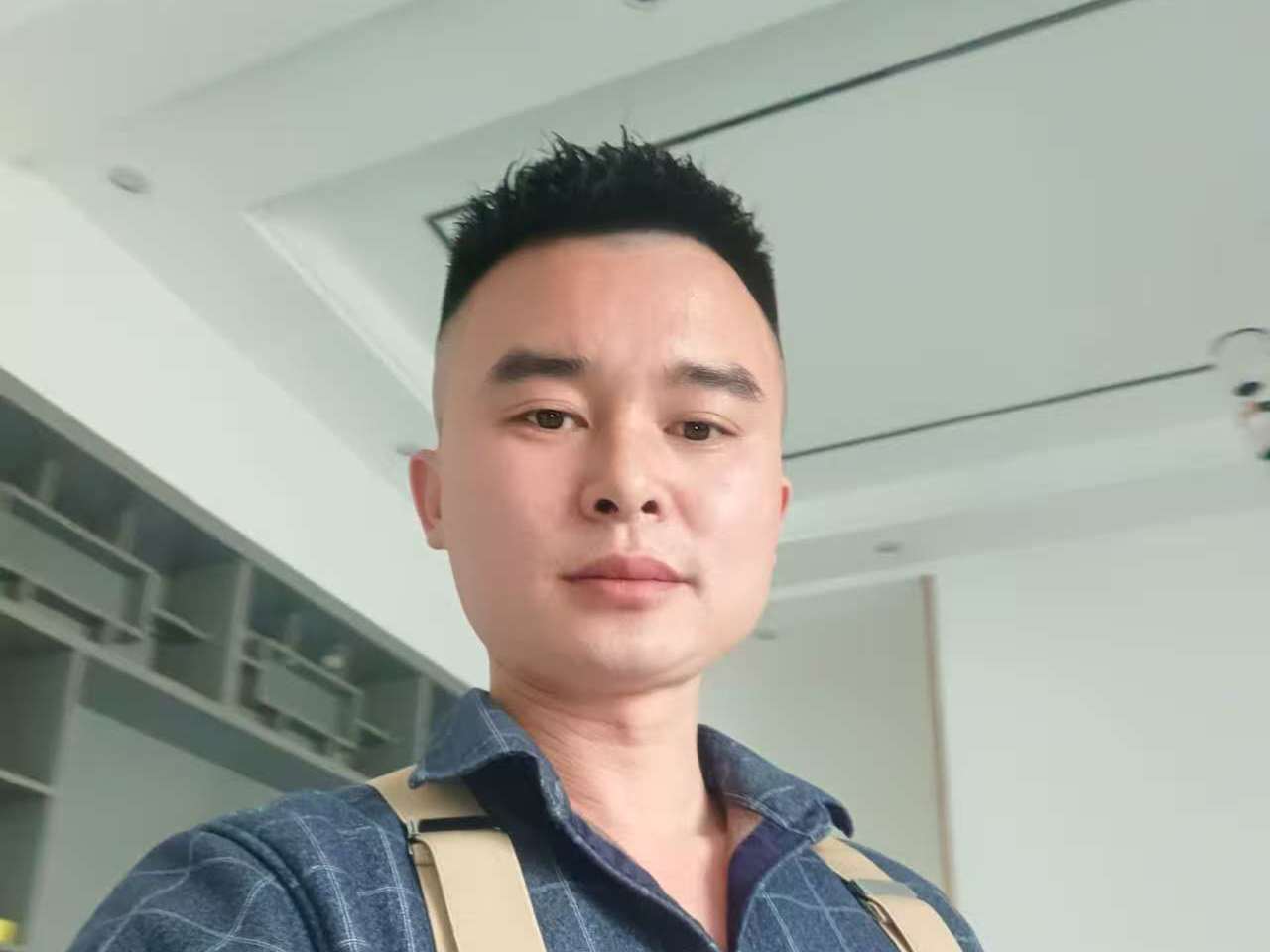 
                        4:3图片