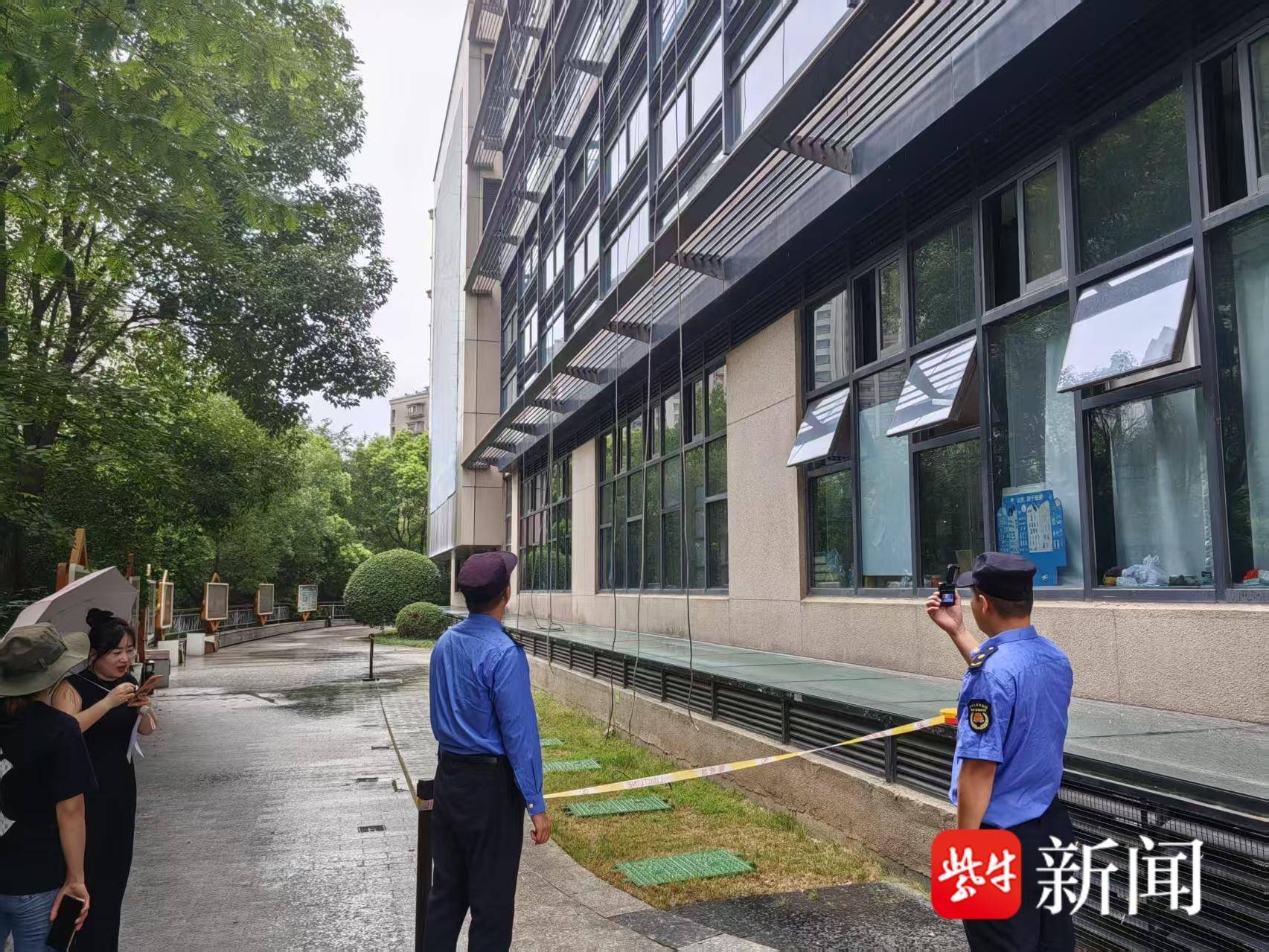 
                        4:3图片
