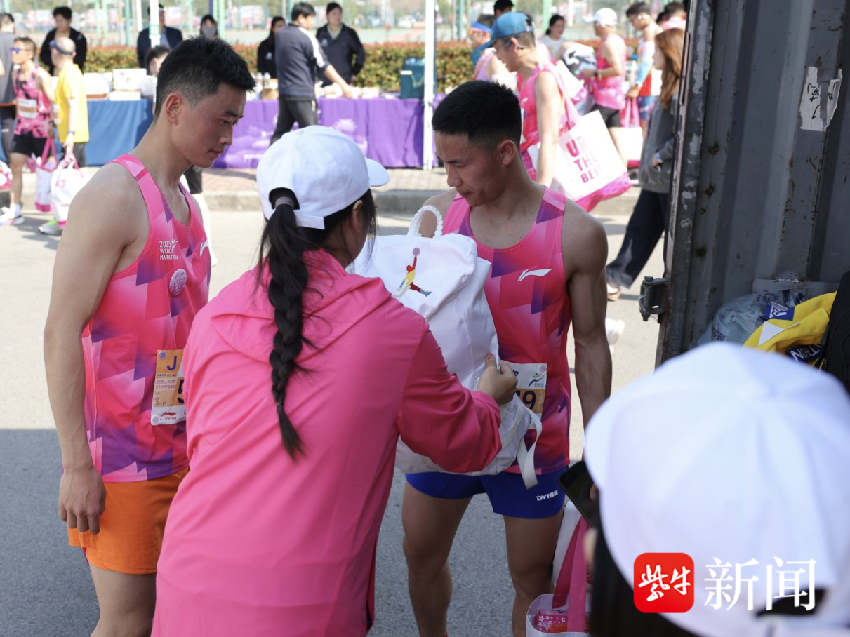
                        4:3图片