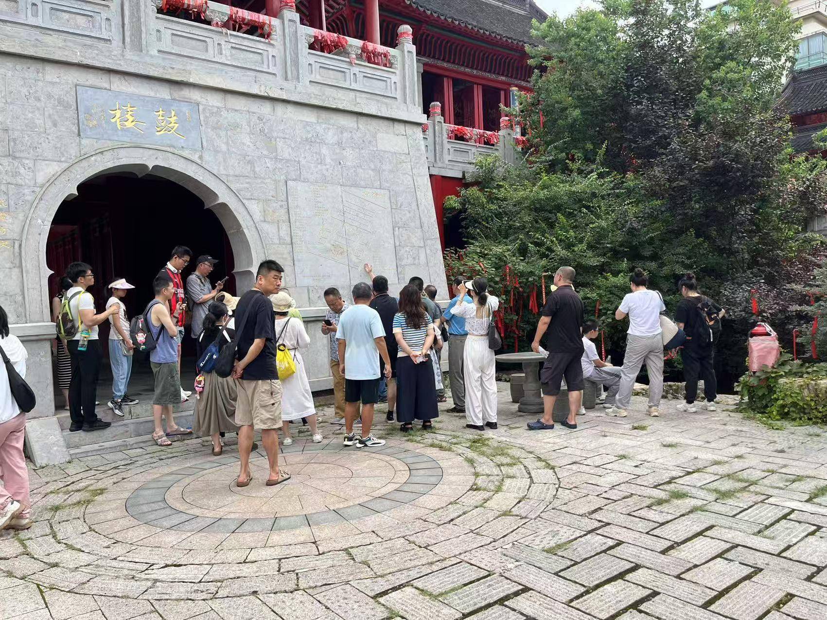 
                        4:3图片