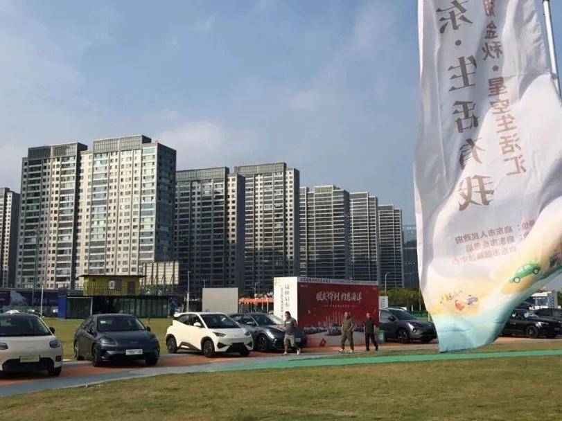 
                        4:3图片