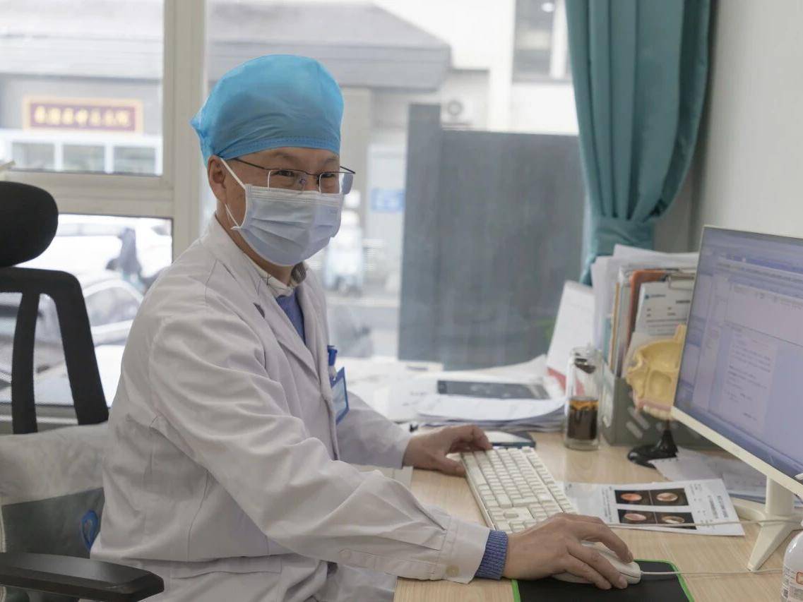 
                        4:3图片