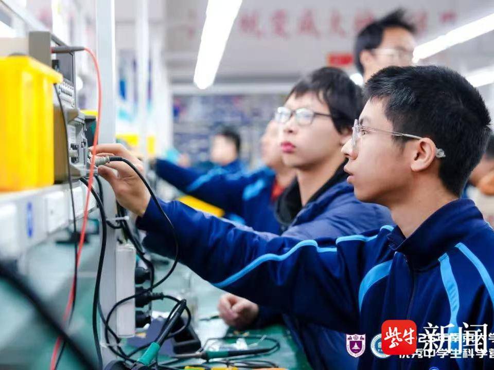 
                        4:3图片