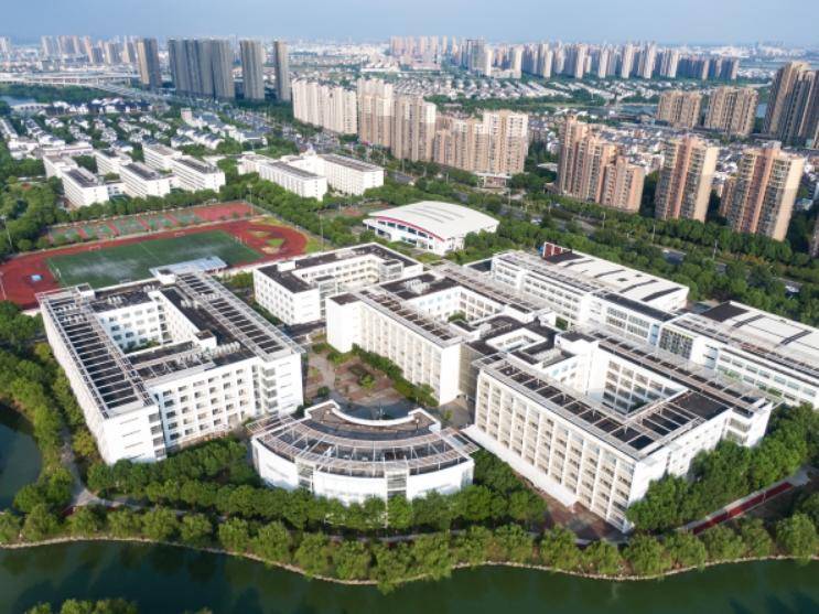 
                        4:3图片