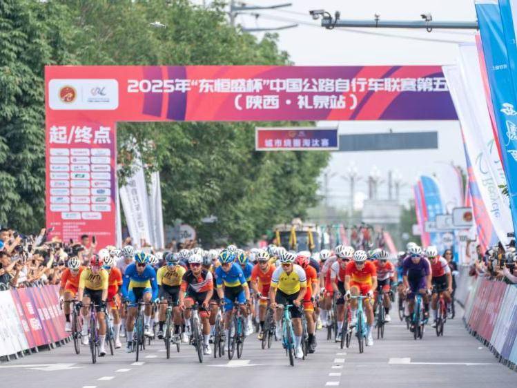 
                        4:3图片
