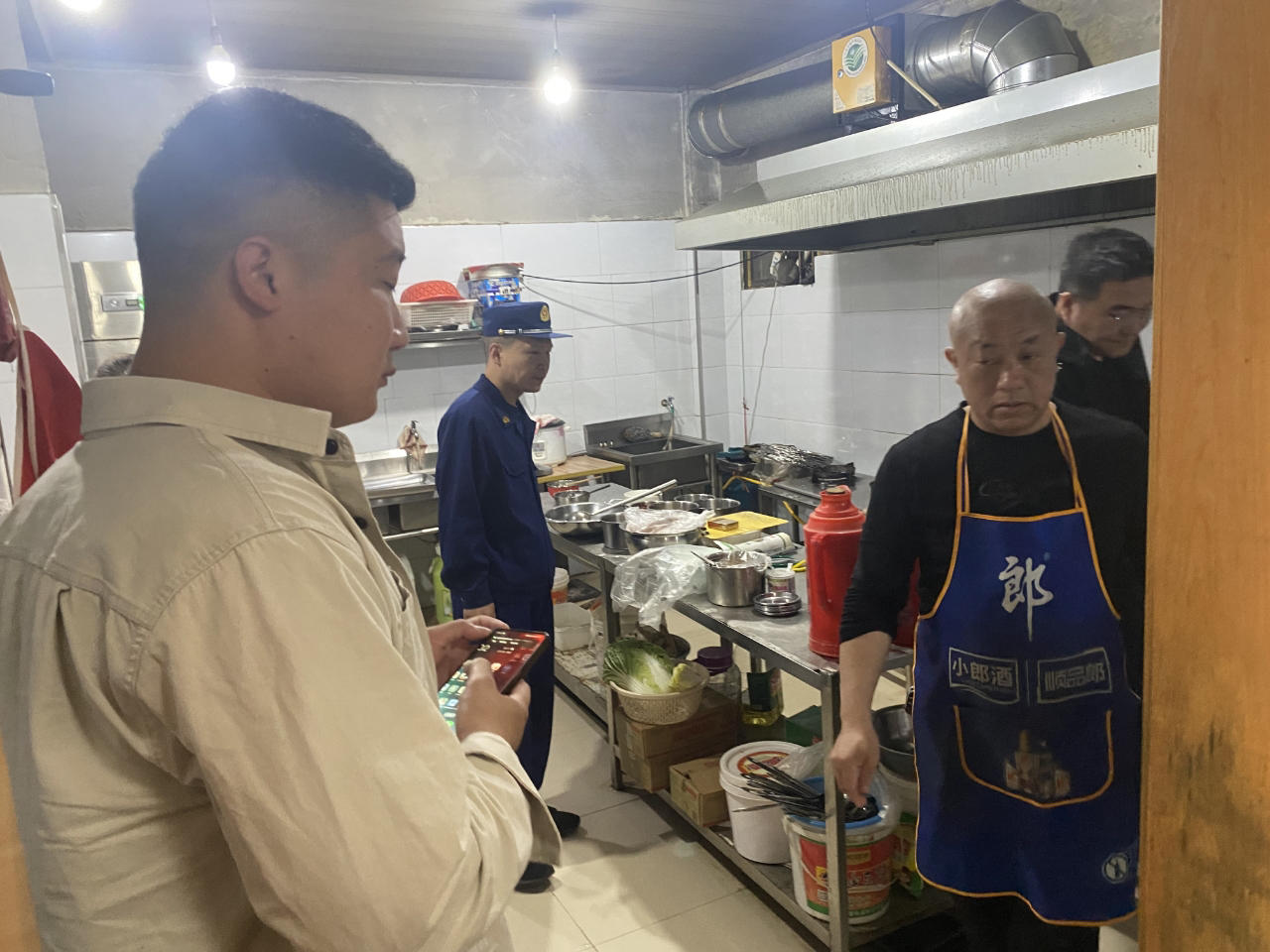 
                        4:3图片