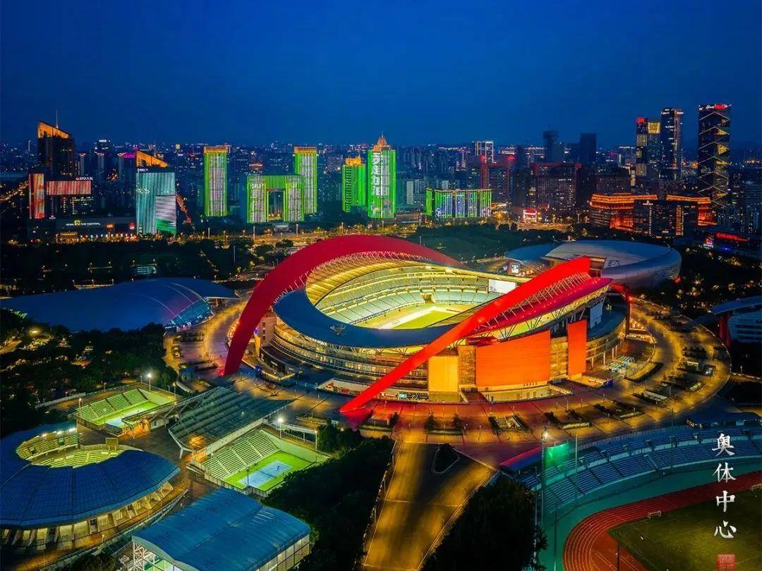 
                        4:3图片