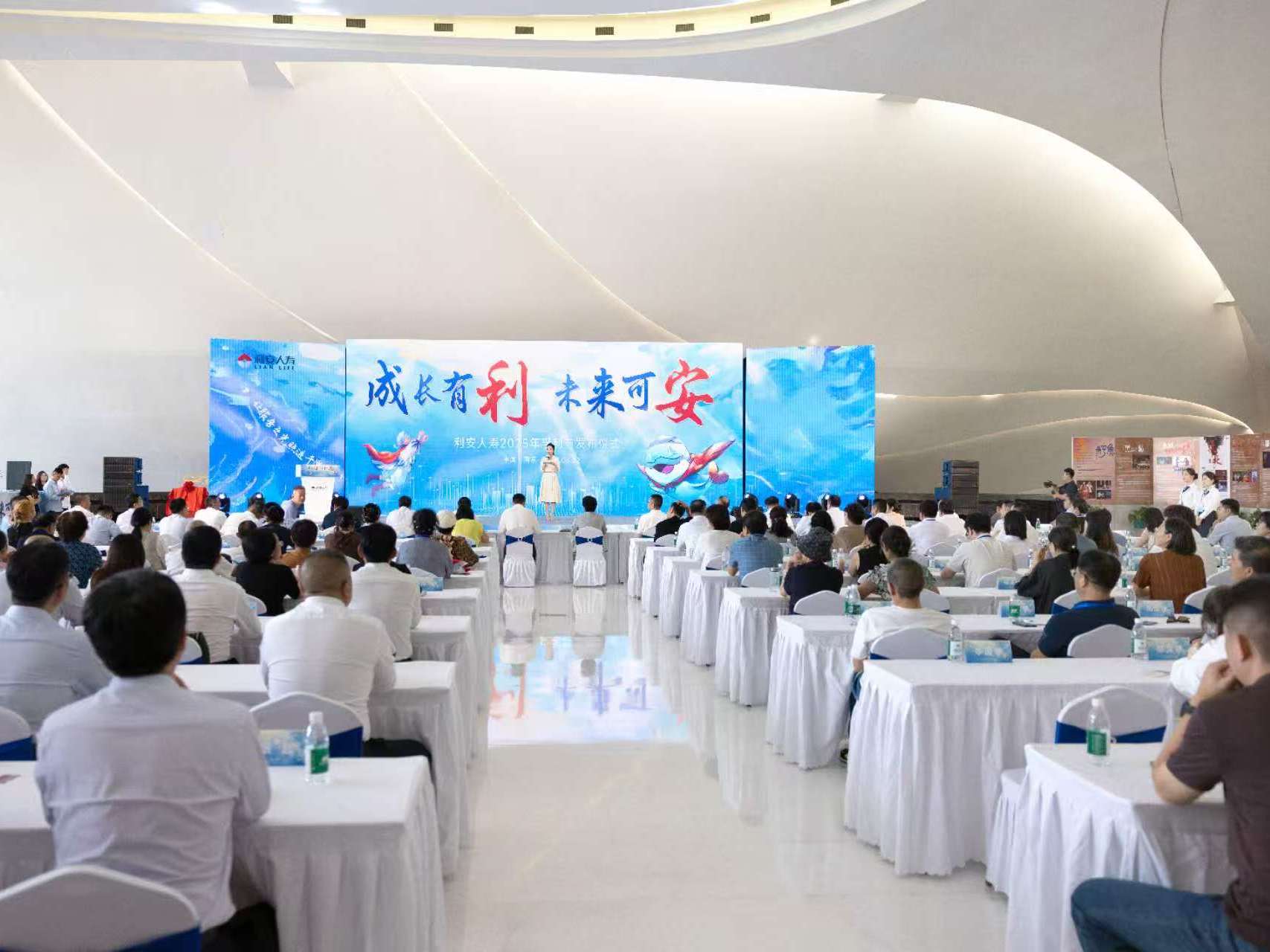 
                        4:3图片