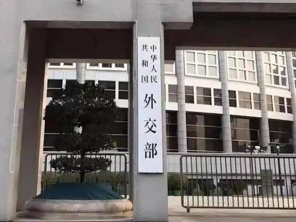 
                        4:3图片