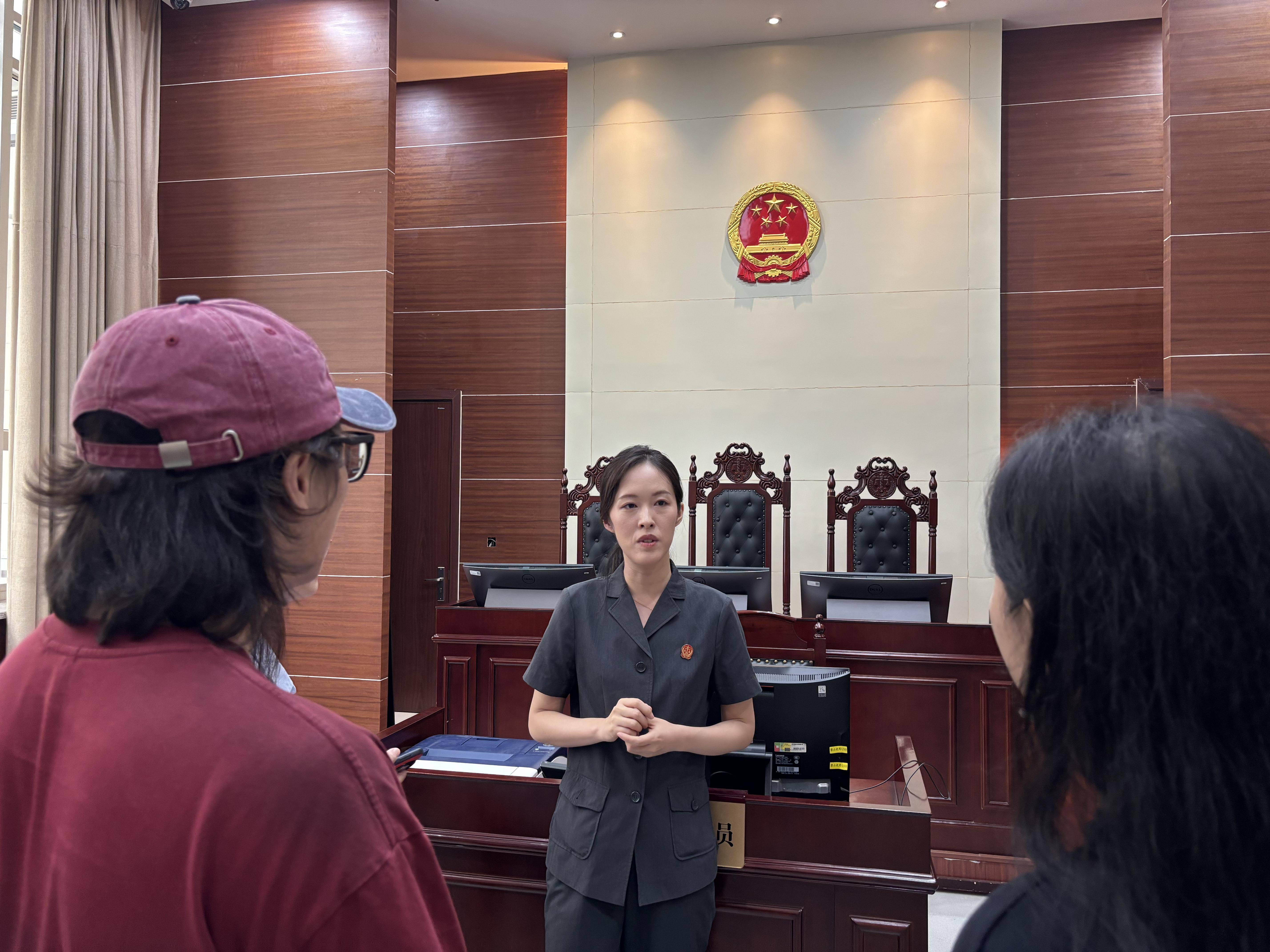 
                        4:3图片
