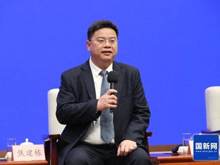 
                        4:3图片