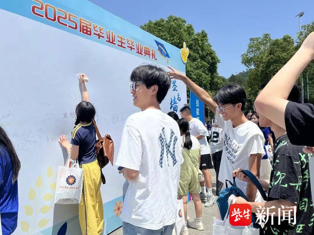 
                        4:3图片