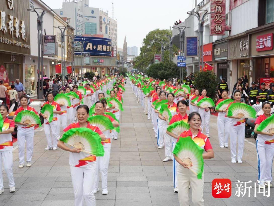 
                        4:3图片