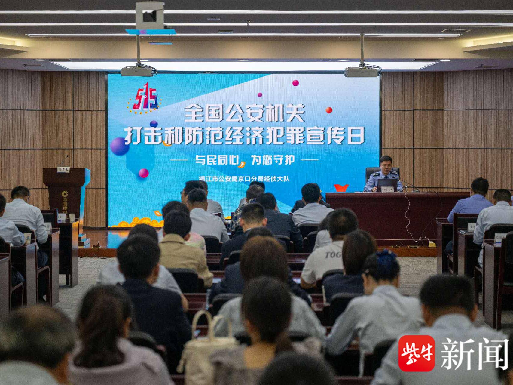 
                        4:3图片