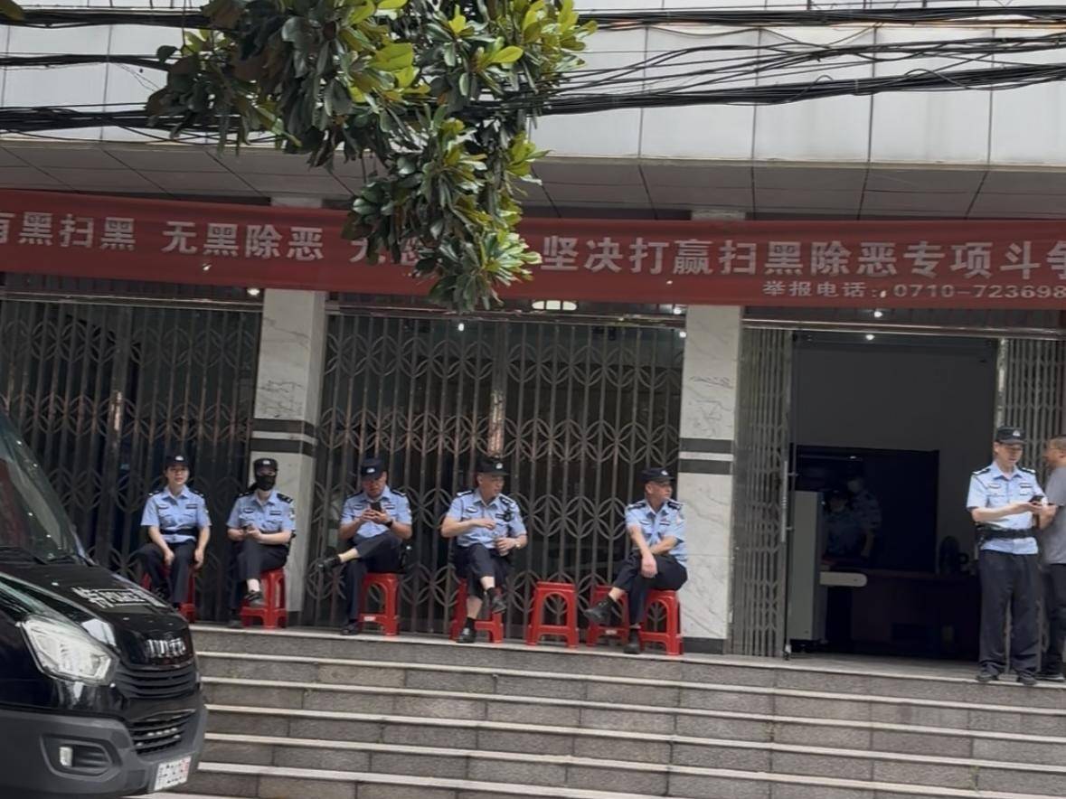 
                        4:3图片