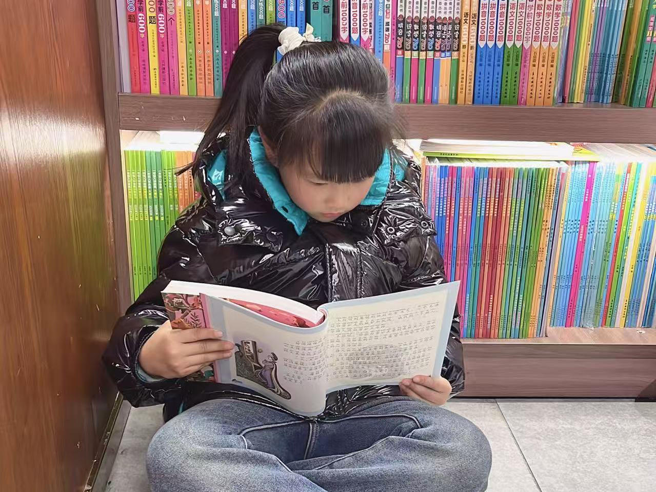 
                        4:3图片
