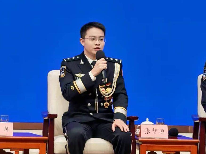 
                        4:3图片