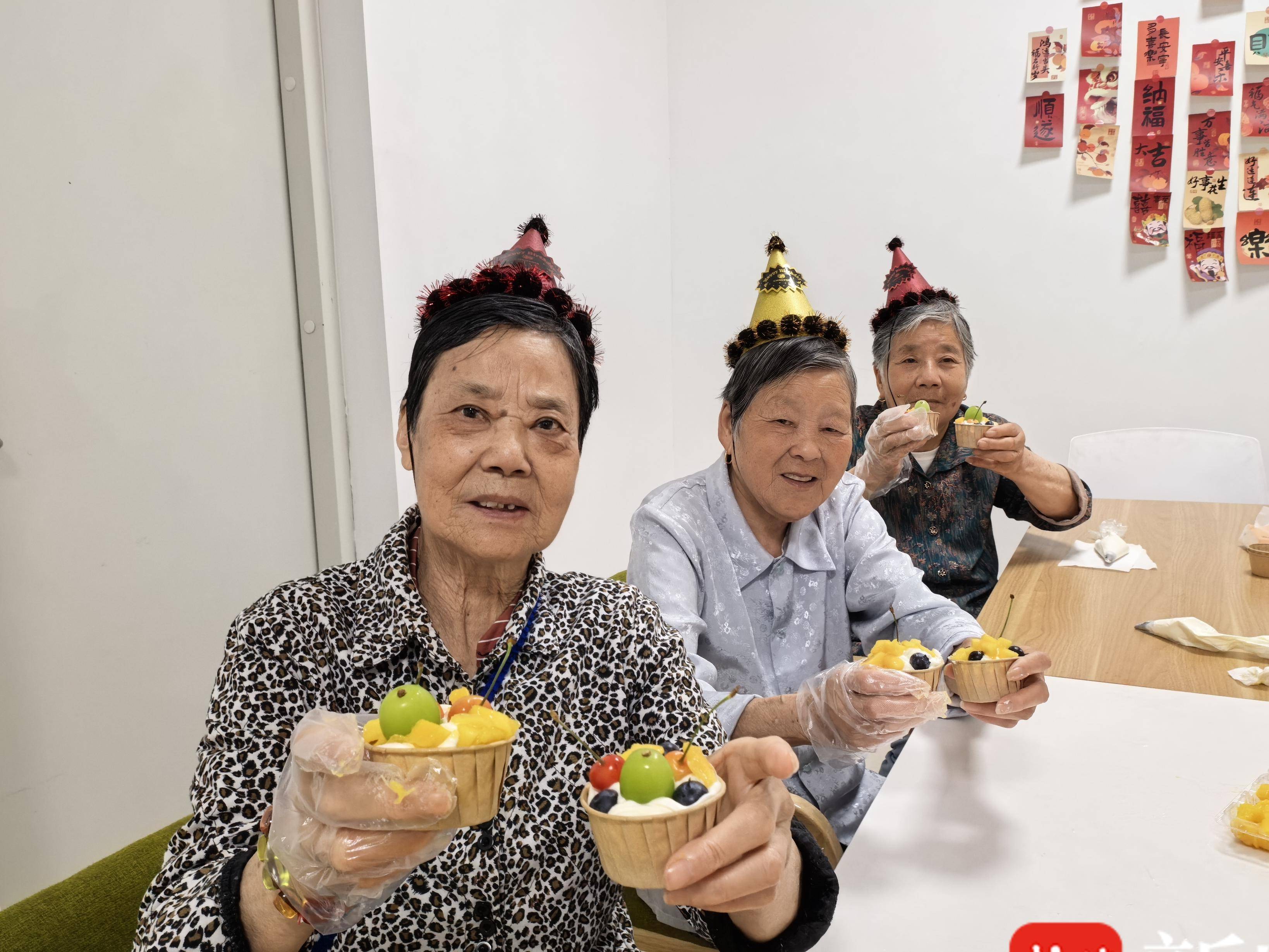 
                        4:3图片