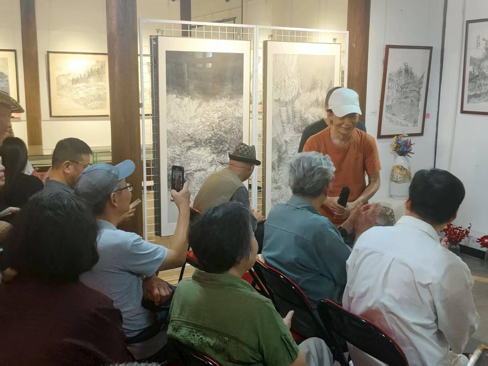 
                        4:3图片