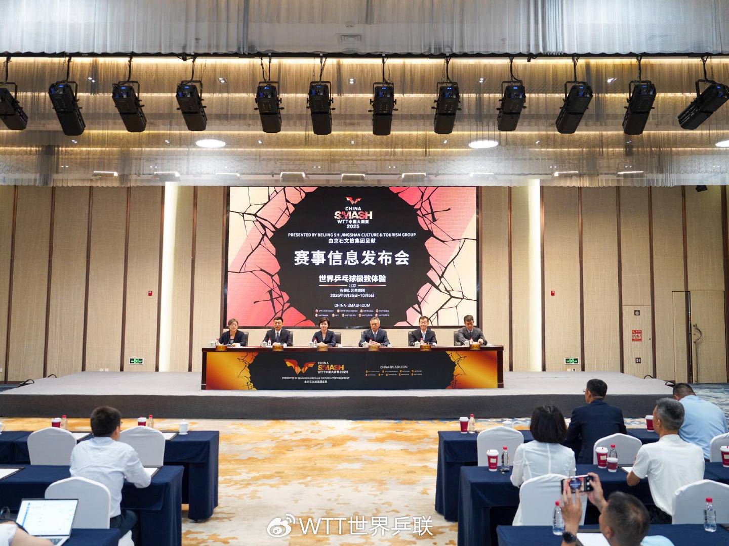 
                        4:3图片