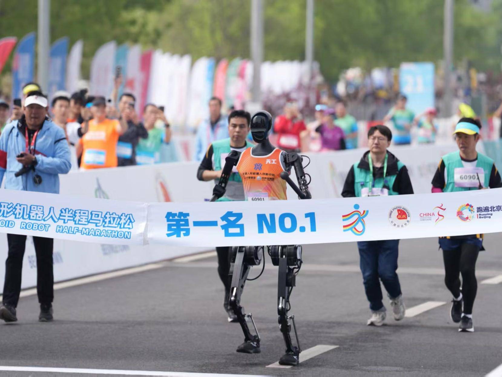 
                        4:3图片