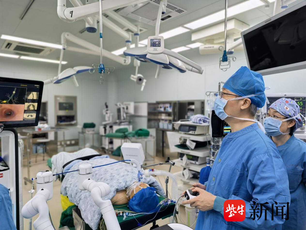 
                        4:3图片