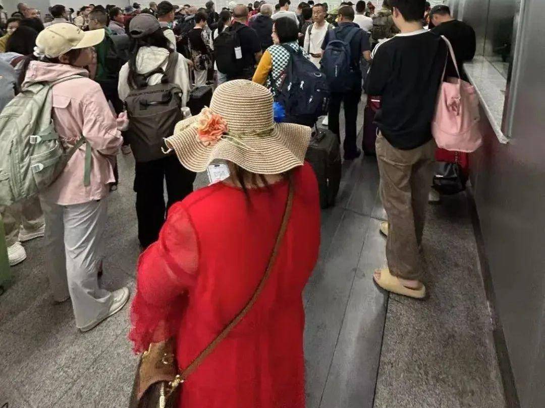 
                        4:3图片