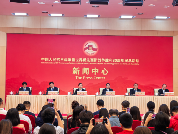 
                        4:3图片
