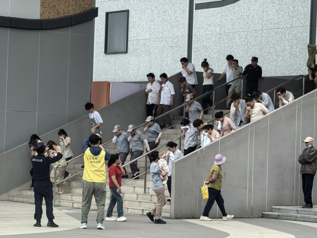 
                        4:3图片