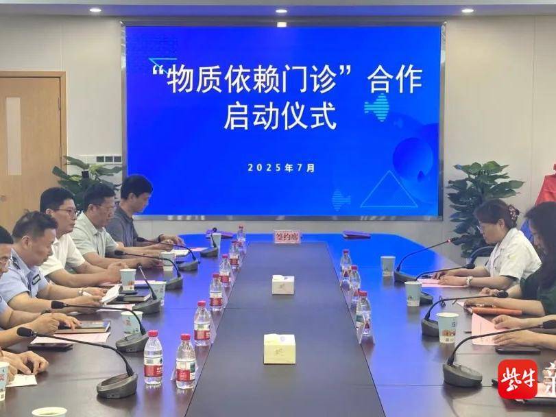 
                        4:3图片