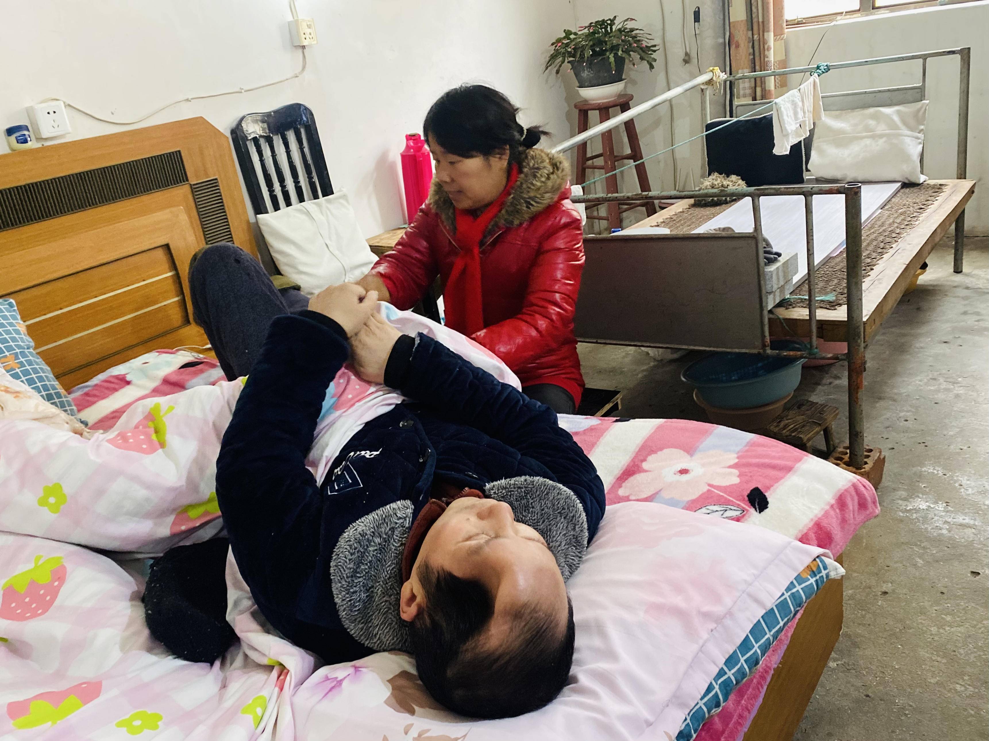 
                        4:3图片