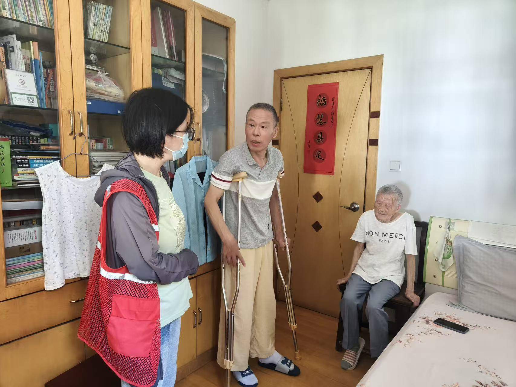 
                        4:3图片
