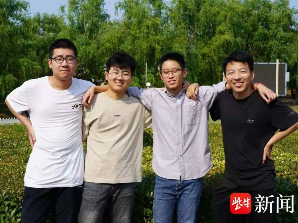 
                        4:3图片