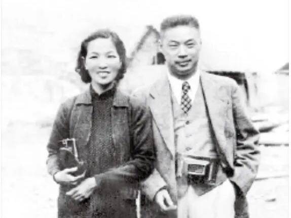 
                        4:3图片