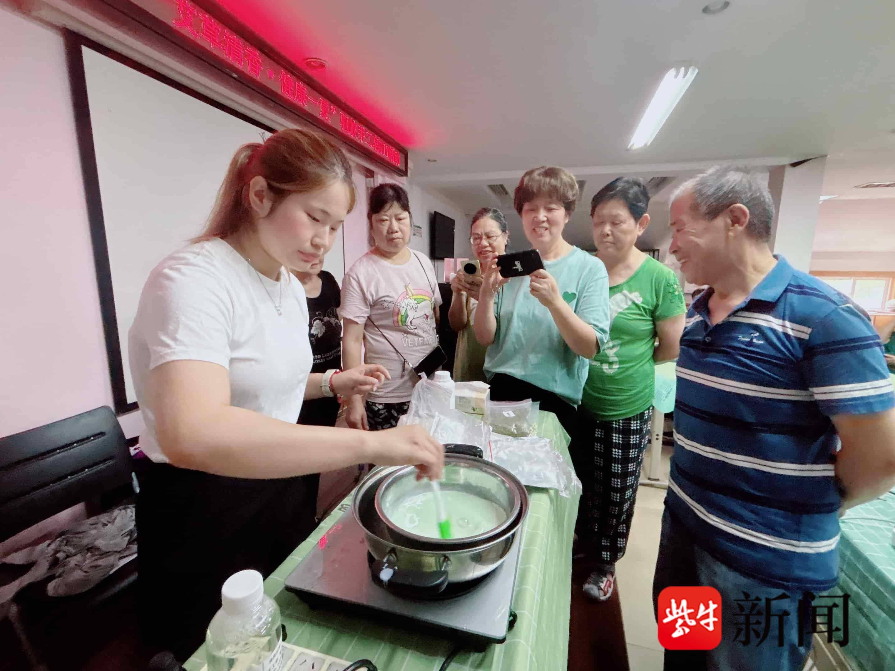 
                        4:3图片