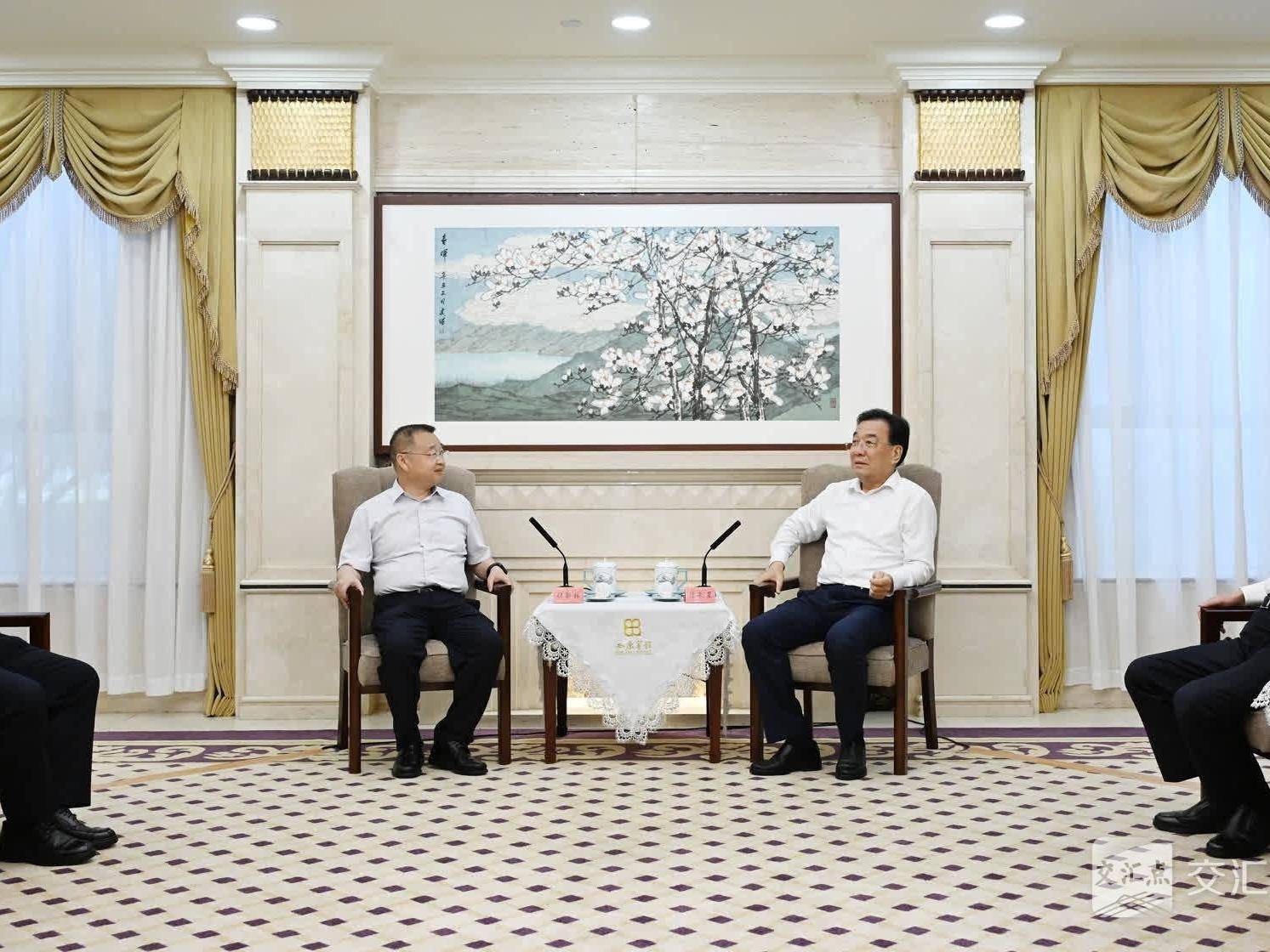 
                        4:3图片