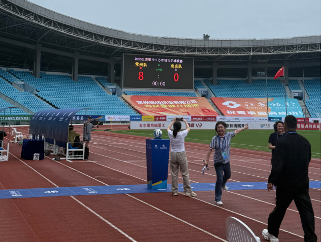 
                        4:3图片