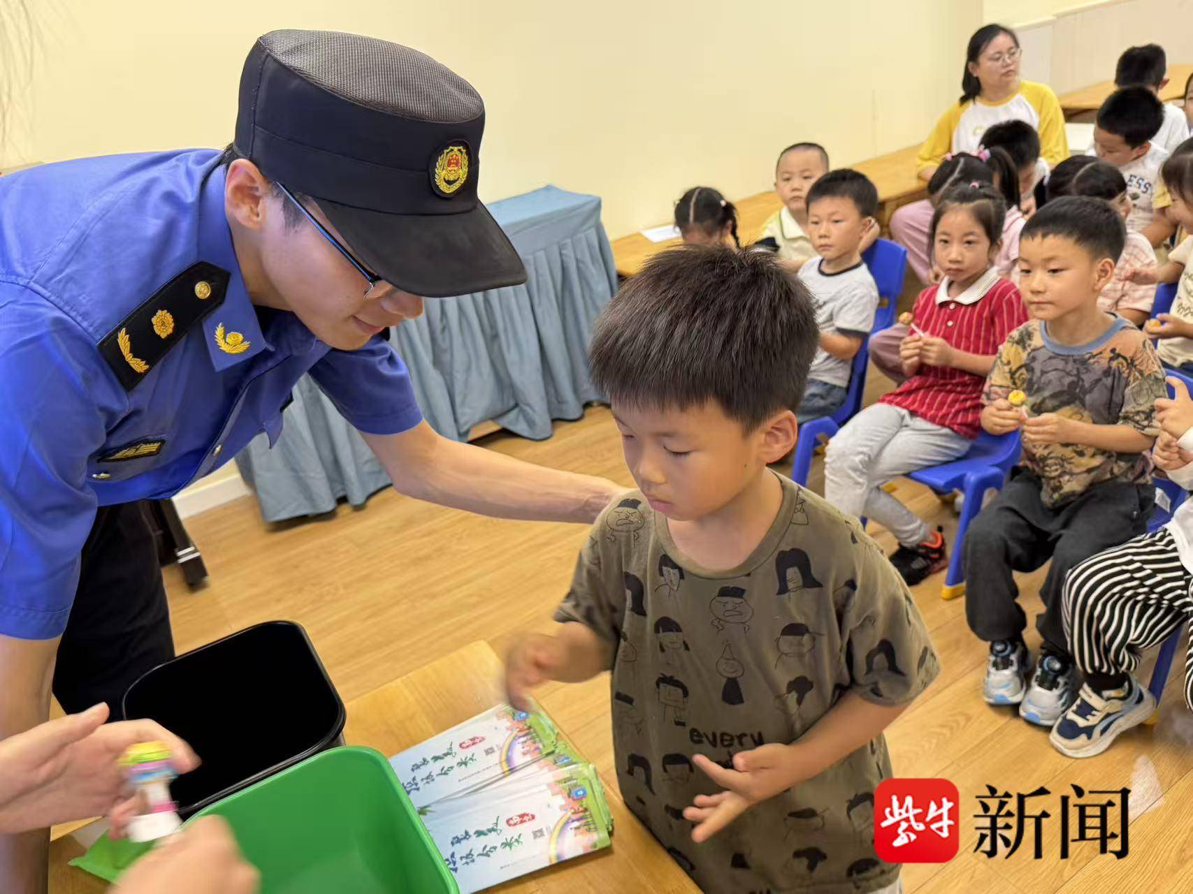 
                        4:3图片