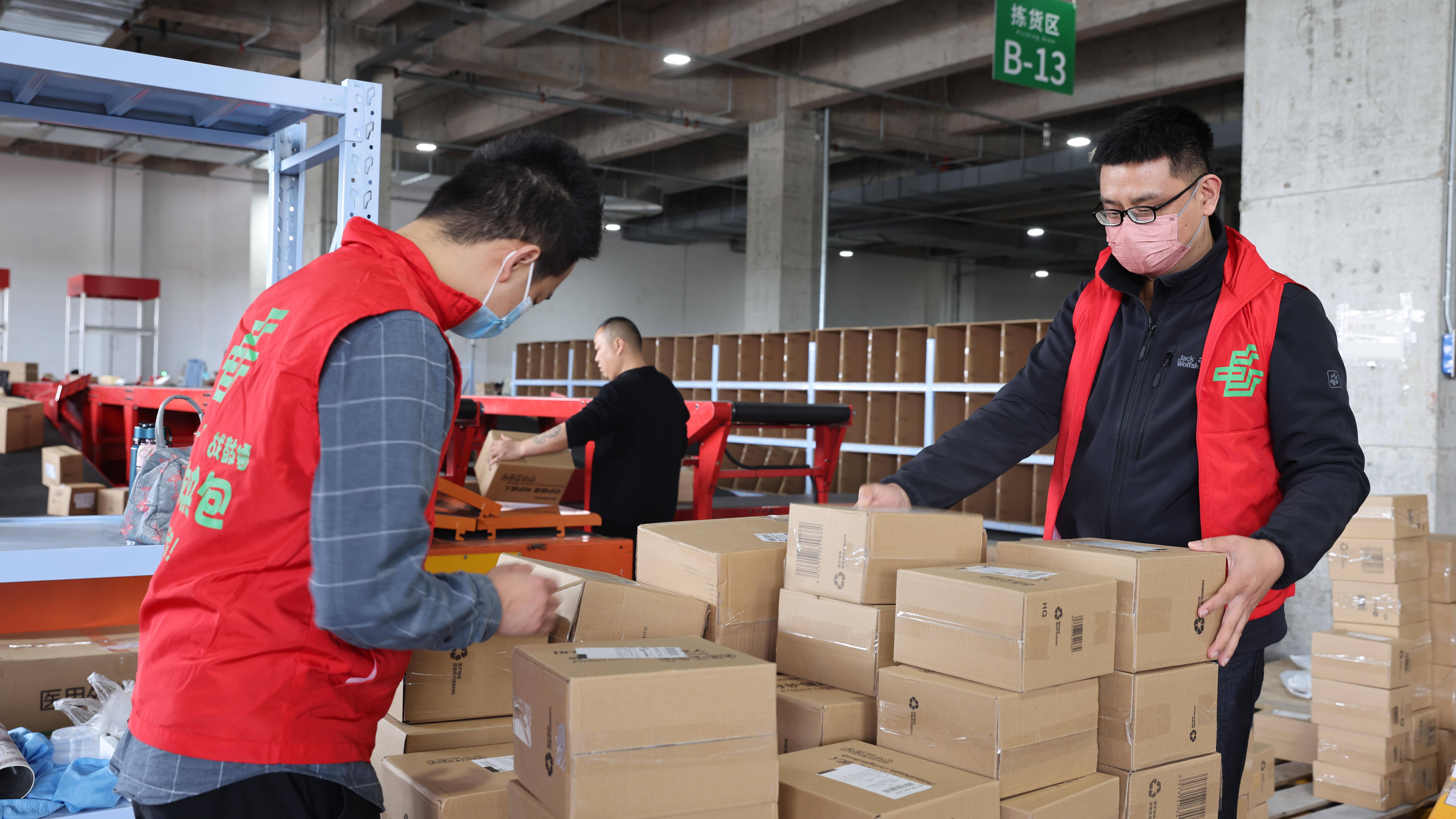 进仓库,进市场,进工厂…快递"主动进场"提供服务,你的快递正越来越快