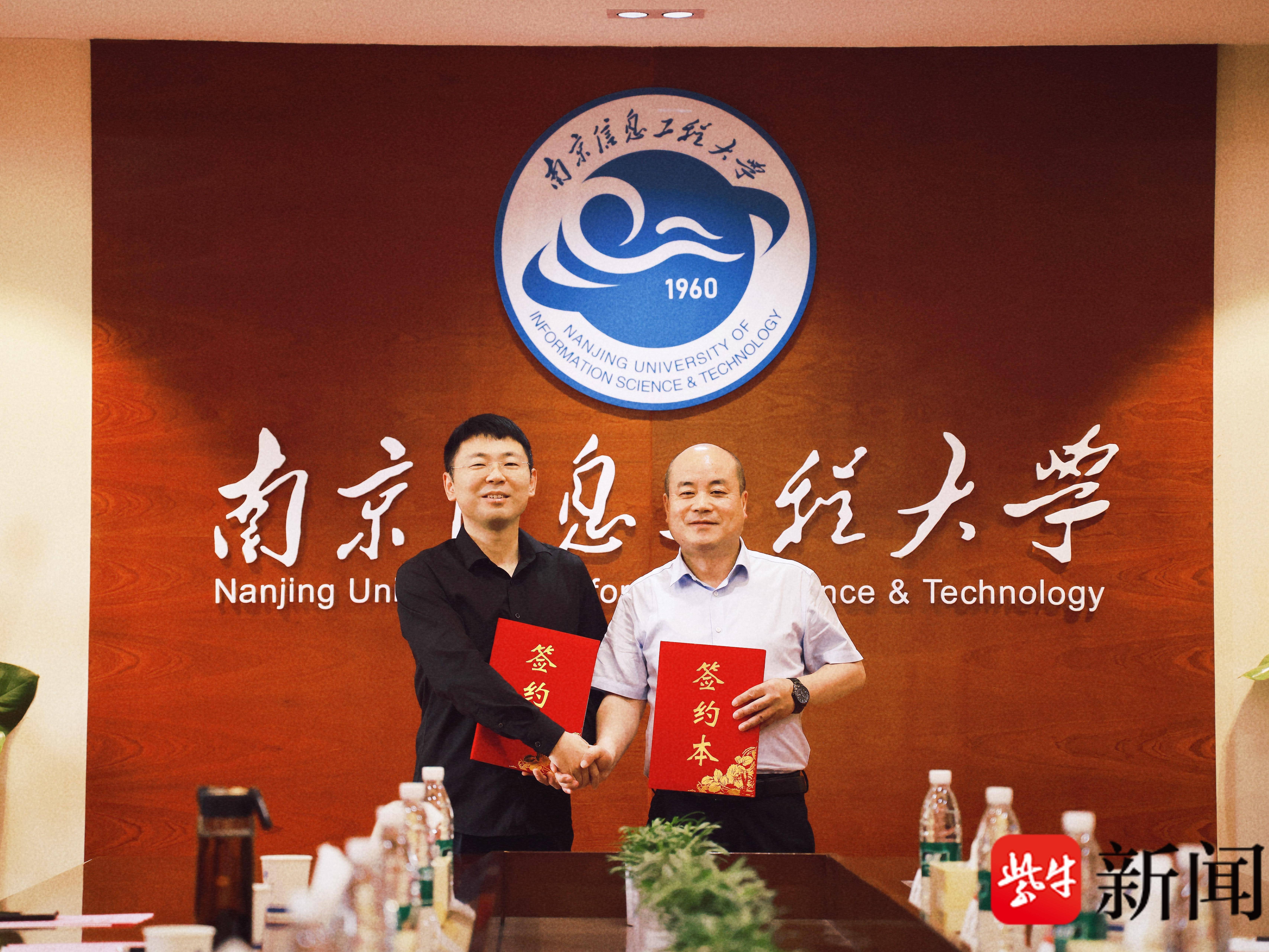 
                        4:3图片