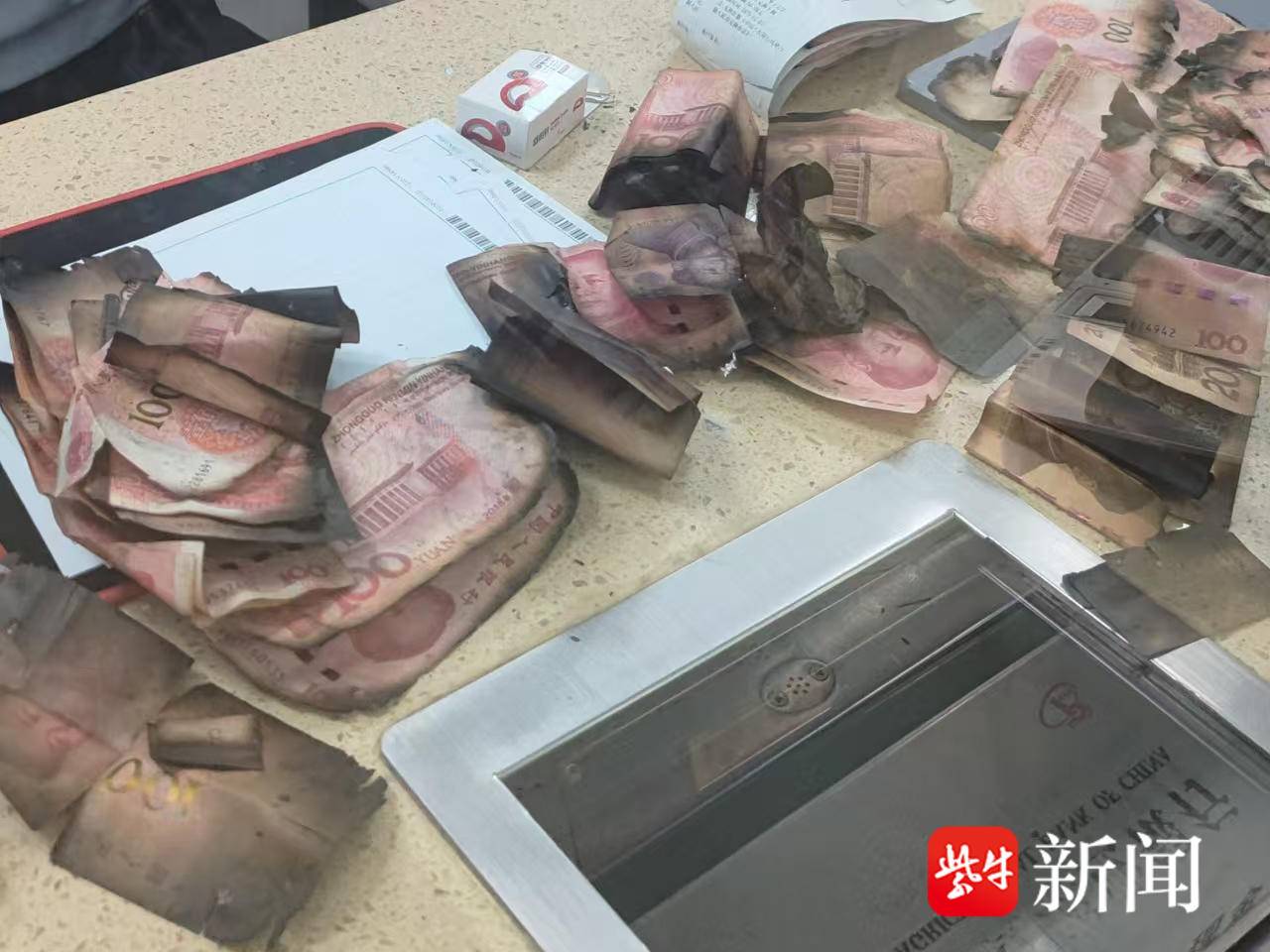 
                        4:3图片