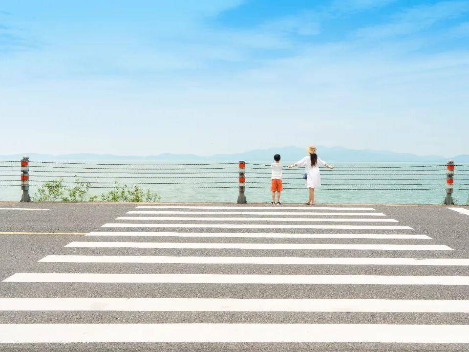 
                        4:3图片
