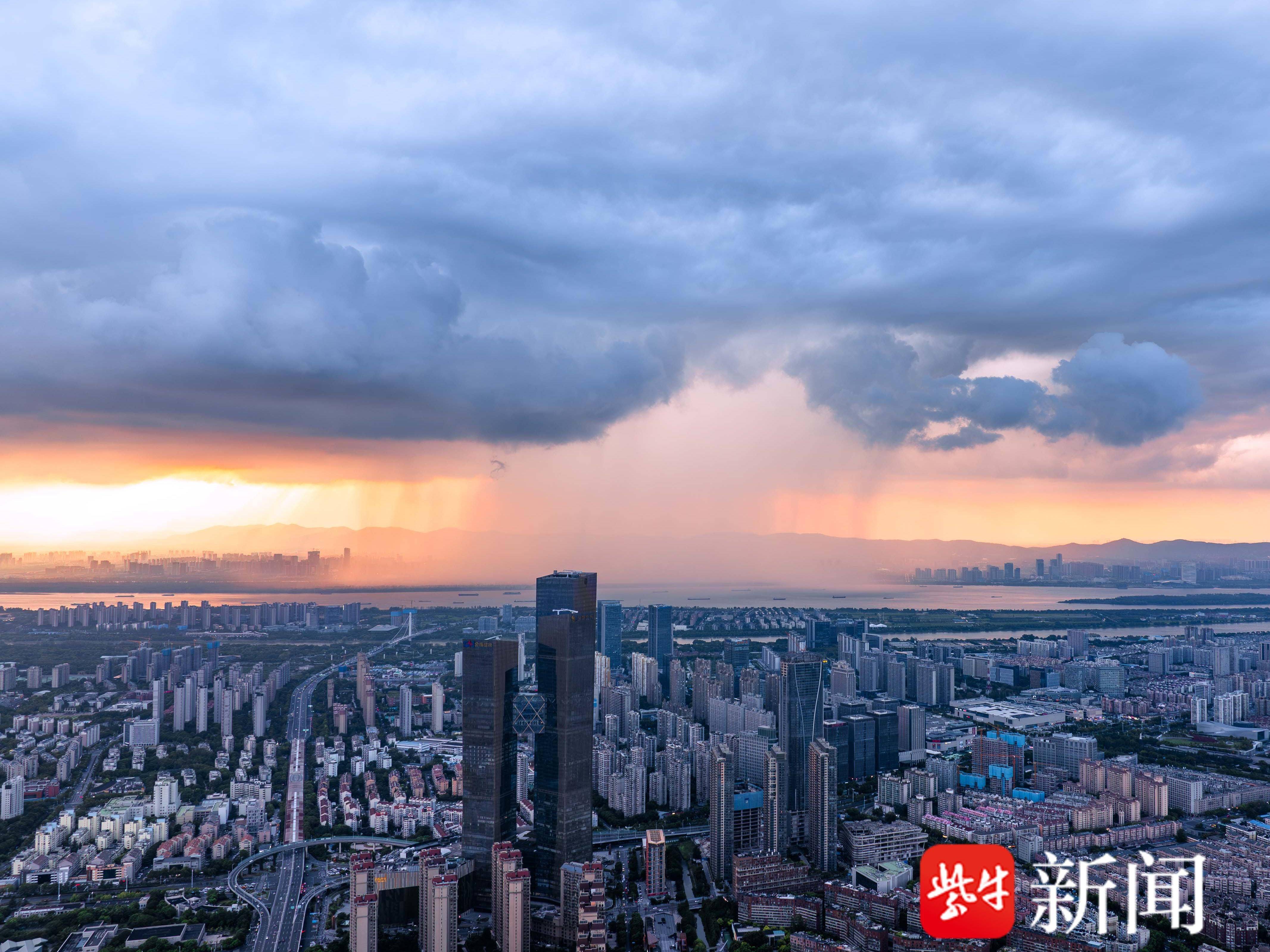 
                        4:3图片