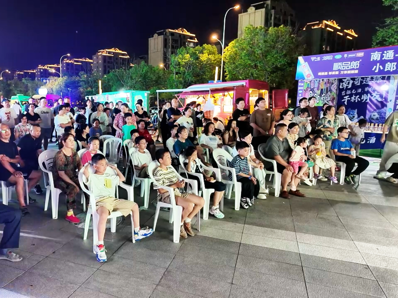 
                        4:3图片