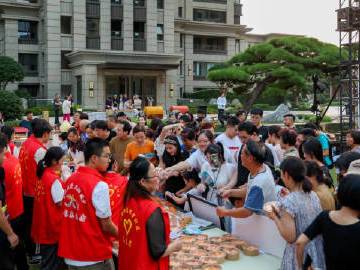 
                        4:3图片