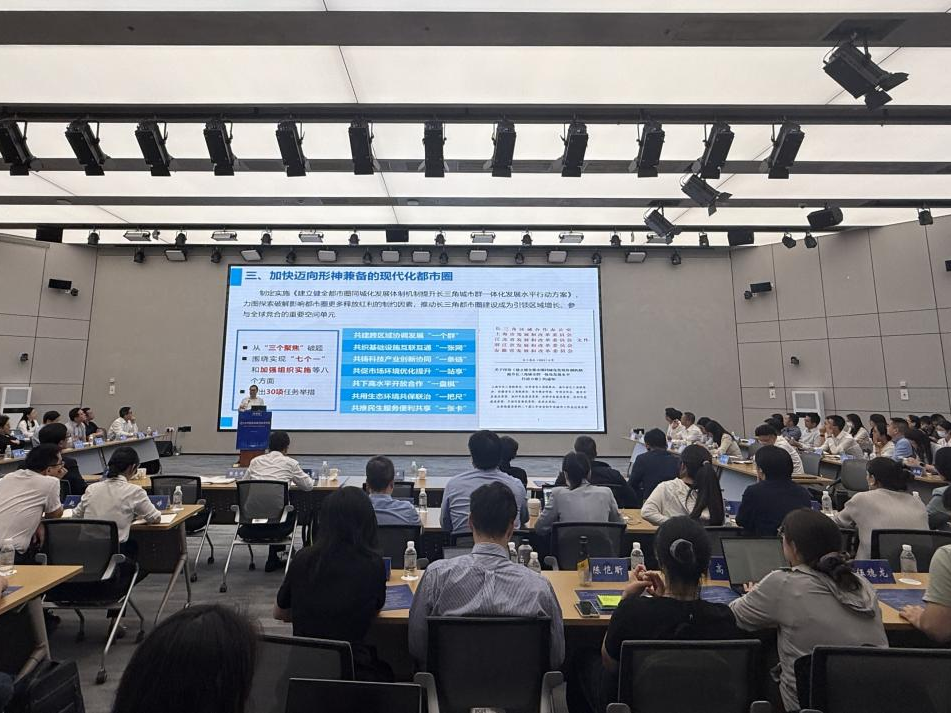 
                        4:3图片