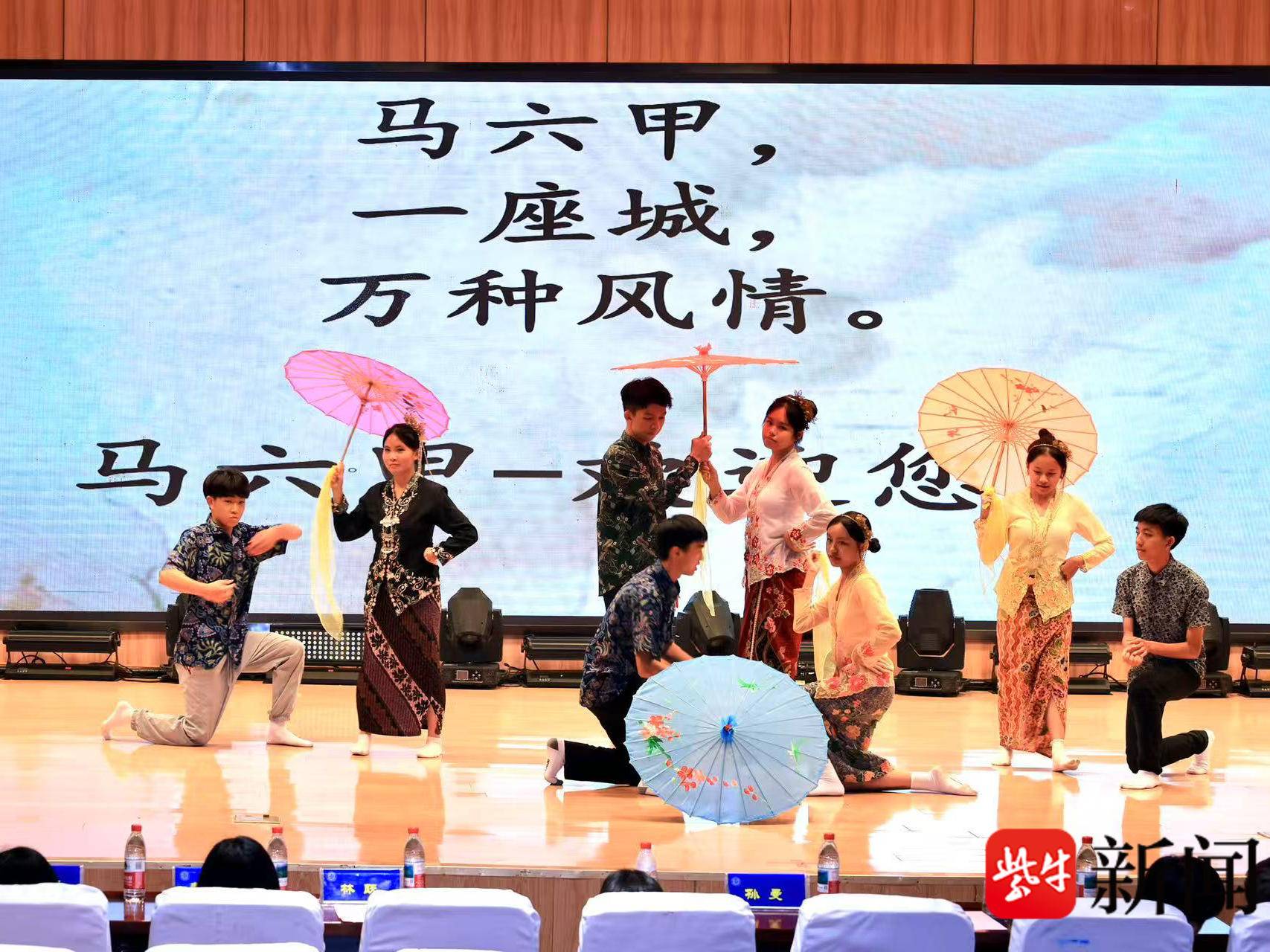 
                        4:3图片