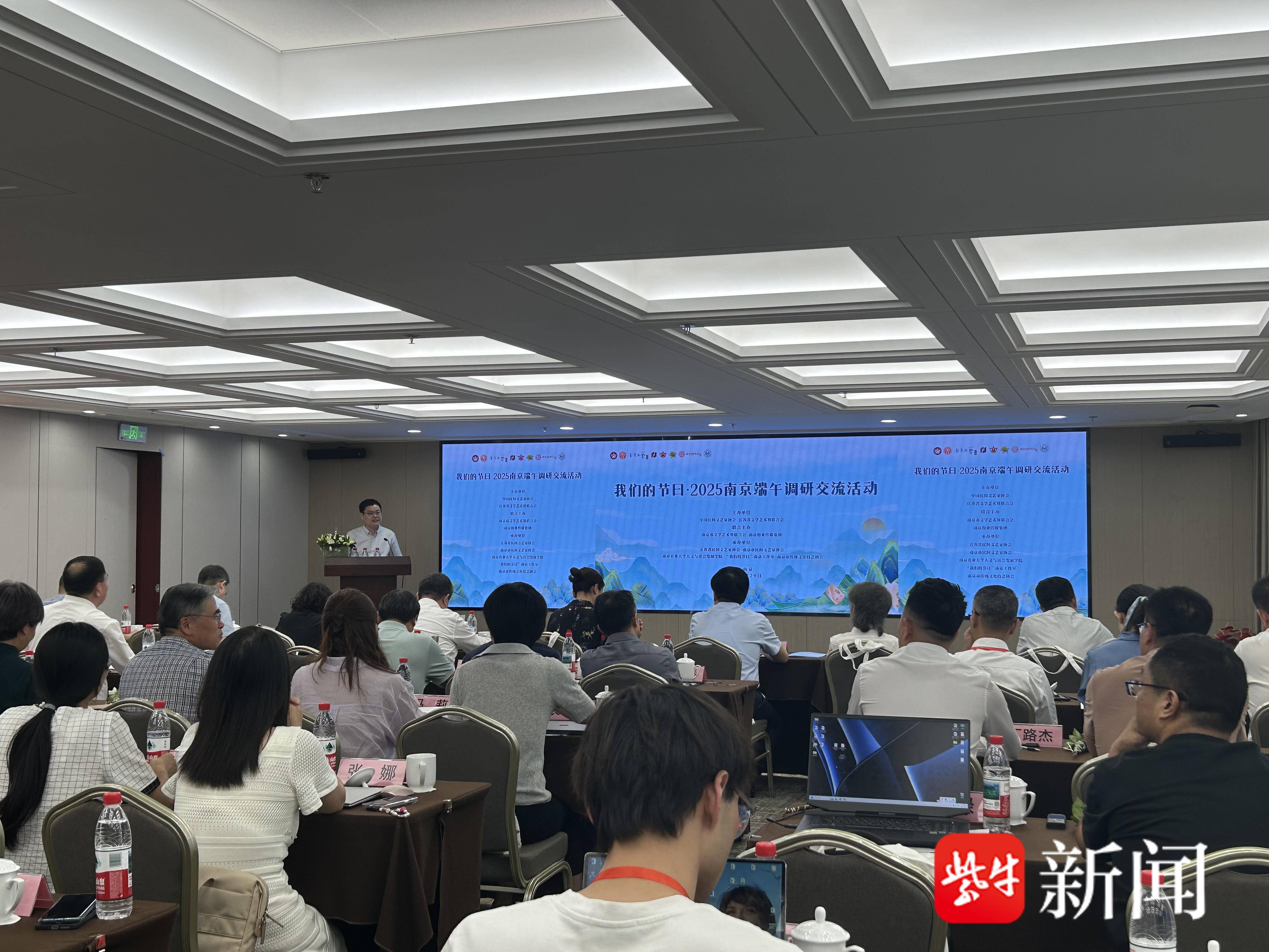 
                        4:3图片